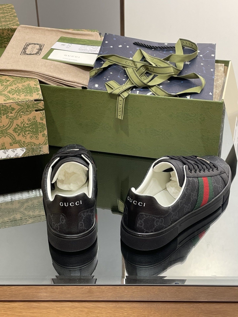 Gucci Sneakers